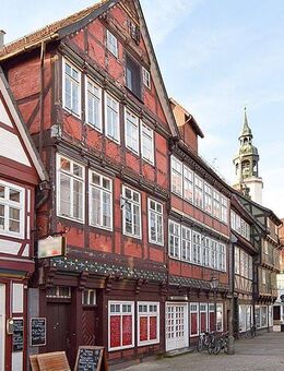 Celle: Denkmalgeschütztes Wohn-/Geschäftshaus zum Gestalten im Fachwerkstil direkt am Rathaus - Celle