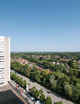 PROVIONSFREI! Traumhafte Aussicht über Augsburg - 1-Zimmer Wohnung im 15. Stock - Augsburg