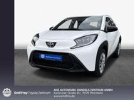 Toyota Aygo, X S Play Komfort-Paket, Jahr 2024 - Pforzheim