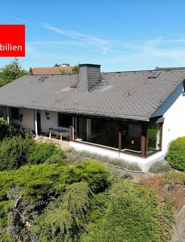 Wohnen in toller Aussichtslage! Architektenhaus auf einem 903 m² großen Grundstück! - Dillenburg