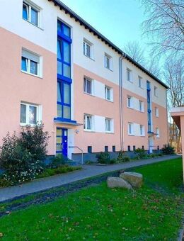 FRISCH renoviert: Gemütliche 3 Zimmer Wohnung - Dortmund