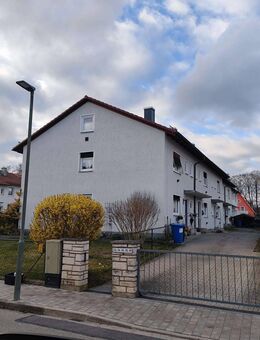 +++Gelegenheit! 5 Reihenhäuser mit Gärten und 4 Garagen +++ - Waldkraiburg