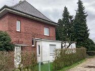 Einfamilienhaus mit zwei Vollgeschossen und Walmdach in Südlohn - Südlohn