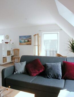 FLATmix.de / Helle, grozügige möblierte Etagenwohnung mit offene Küche - Rödinghausen