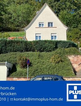 ZWEIBRÜCKEN-OBERAUERBACH; GEPFLEGTES UND FREISTEHENDES 1 FH MIT ELW - Zweibrücken