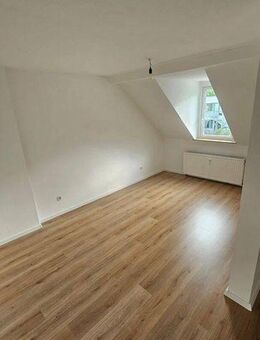Sehr schöne Dachgeschosswohnung in Dortmund. - Dortmund