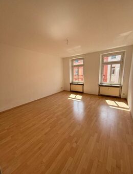 VERKAUF: Helle 2-Raumwohnung mit Einbauküche in 1A City-Lage als Kapitalanlage - Gera