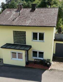 Solide Basis für Handwerker - Haus mit Potenzial in ruhiger Lage - Mauern