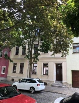 Sehr schöne 3 Raum Wohnung mit großer Dachterrasse in bester Lage - Bernburg (Saale)