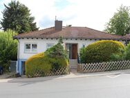 In attraktiver Höhenlage von Taunusstein-Bleidenstadt steht dieses massiv gebaute, freistehende Einfamilienhaus - Taunusstein