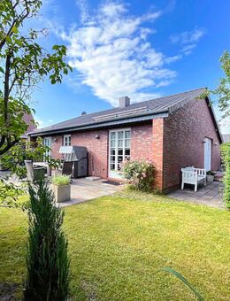 Bezugsfertig: Hochwertig ausgestattetes EFH, 2 Bäder, Sauna, Kaminofen, Naturstein-Terrasse - Wyk (Föhr)