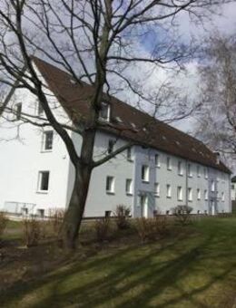 Gemütliche 4-Zimmer-Wohnung mit Tageslichtbad - Wolfsburg