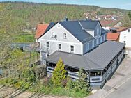 Gaststätte mit großer Terrasse, Multifunktionales Anwesen, Wohnen und Business, Drei-Parteien-Haus, 100 m zum Bahnhof, Haus mit Geschichte und Zukunft - Neukirchen (Sulzbach-Rosenberg)