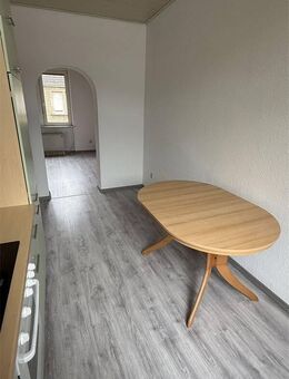 +++ AB SOFORT FREI! FRISCH RENOVIERTE 2 ZKB - ETW IN LU.-FRIESENHEIM ZU VERMIETEN +++ - Ludwigshafen (Rhein)
