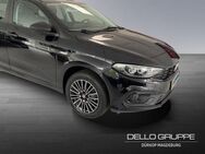 Fiat Tipo, Kombi Hybrid 130Bz ückfahrkamera, Jahr 2023 - München