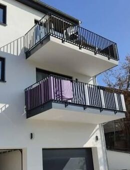 Niedrigenergiehaus A+ mit höchstem Wohnkomfort!! Balkon, Stellplatz... - Bad Mergentheim