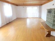 4-Zimmer-Wohnung mit Balkon in Deggendorf - viel Platz und sofort bezugsfrei - - Deggendorf