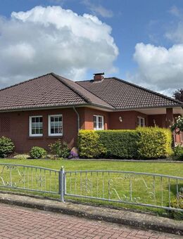 Großer Winkelbungalow mit ebenerdiger Wohnfläche - Upgant-Schott