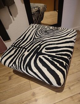 Zebra Hocker - Hannover Herrenhausen-Stöcken