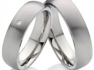 Titanringe matt 6mm breit MOR14 mit Stein - Aholming