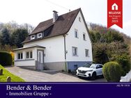 Sehr gepflegtes Einfamilienhaus mit Terrasse, Balkon und Garage auf großem Grundstück in Sieg nähe! - Hamm (Sieg)