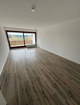 Renovierte 1 Zimmer-Wohnung mit Einbauküche - Unterkirnach