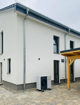 Energieeffizient, modern und zeitlos ästhetisch wohnen - Neubaudoppelhaushälfte mit 4 Zimmern - Ludwigsfelde