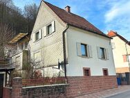 Gemütliches Einfamilienhaus für die kleine Familie in naturverbundener Wohnlage mit Garage und Garten - Lindenberg (Rheinland-Pfalz)