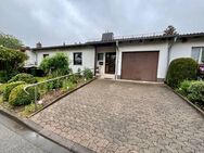 Charmantes Reihenmittelhaus im Bungalowstil mit Garage - Wohnen auf einer Ebene in begehrter Lage von Neustadt! - Neustadt (Coburg)