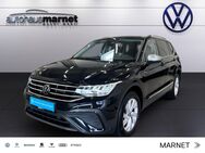 VW Tiguan, 2.0 TDI Allspace Life DISCOVER, Jahr 2023 - Wiesbaden