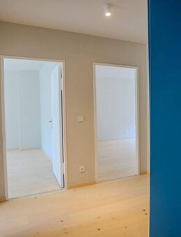 Living at Tempelhoferfeld in a brand new apartment - Berlin