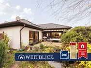 WEITBLICK: Freistehender Bungalow mit Garten und Teich! - Freiberg (Neckar)