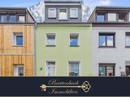 Bremen - Woltmershausen . Modernes Wohnen auf drei Ebenen - Reihenmittelhaus mit schönem Garten - Bremen