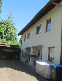 Gepflegtes Doppelhaus - 135 qm Wohnfläche - ruhige Stadtlage inkl. Carport - Markdorf