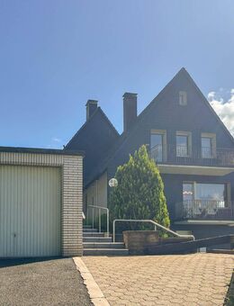 Wohnen am Waldrand: Großzügiges Einfamilienhaus mit Einliegerwohnung in Voerde - Ennepetal (Stadt der Kluterhöhle)