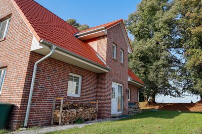 Ihr Rückzugsort im Grünen: Friesenhaus mit Komfort und Charakter