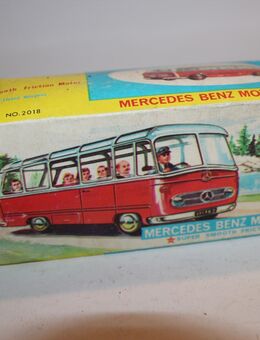 Altes Spielzeug Mercedes Reisebus O 321 m. Friktionsantrieb - Nürnberg