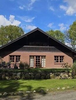 PREISREDUKTION - Hochwertiges Landhaus mit Einliegerwohnung - Vollersode
