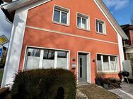 Gepflegte, große Wohnung mit Einbauküche in zentraler Lage Bakums - Bakum