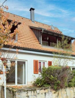 Stilvoll kernsaniertes Zweifamilienhaus mit Geschichte -ideal als Kapitalanlage oder zum Selbstbezug - Stuttgart