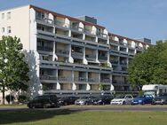 Bezahlbare 2-Zimmer-Wohnung mit Loggia // 5.OG , 3. Mieteinheit von links - WBS erforderlich - Wolfsburg