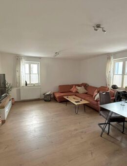 Gepflegte 3 Zimmer Wohnung mit Balkon in Füssen Zentrum zu vermieten - Füssen