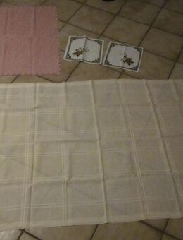 2 Tischdecken + 2 Tisch-Sets + Klebefolie + Geldbeutel + Bilderrahmen, silberfarben - München