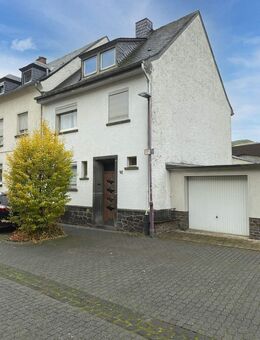 Charmantes Familienhaus mit großem Garten in ruhiger und zentraler Wohnlage von Mayen - Mayen