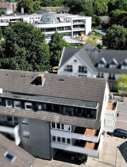 Zentrale Lage trifft Vermietungschance - Wohnung mit Wintergarten & Stellplatz! - Bad Rothenfelde