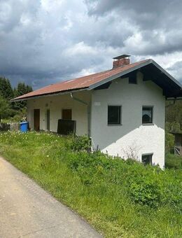 Renovierungsbedürftiges Einfamilienhaus mit Werkstatt Nähe Mauth - Mauth