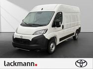 Toyota Proace, 2.2 Max Work L2H2 Diesel, Jahr 2024 - Wuppertal