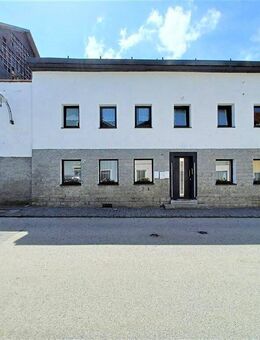 Voll vermietetes Mehrfamilienhaus mit Ausbaupotenzial in zentraler Lage - Wegscheid