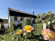 Architektonisches Wohnerlebnis: Einfamilienhaus in Bretten-Büchig mit Einliegerwohnung und Gartenparadies zu verkaufen! - Bretten