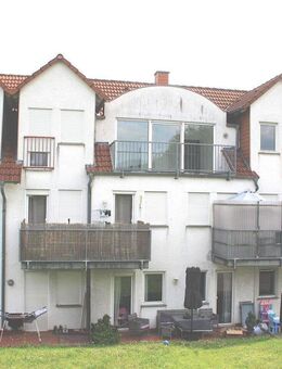 Top angebunden und durchdacht: 4-Zimmer-Wohnung mit Kamin, Balkon & Stellplatz - Butzbach (Friedrich-Ludwig-Weidig-Stadt)